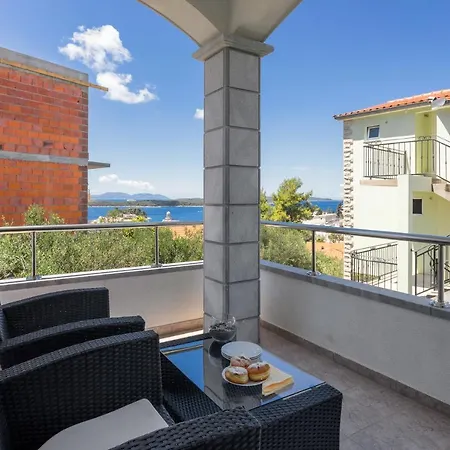 Apartment Jakic *