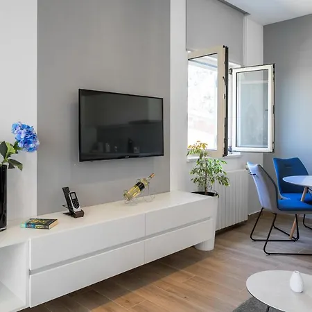 Jakic Apartment Hvar Town