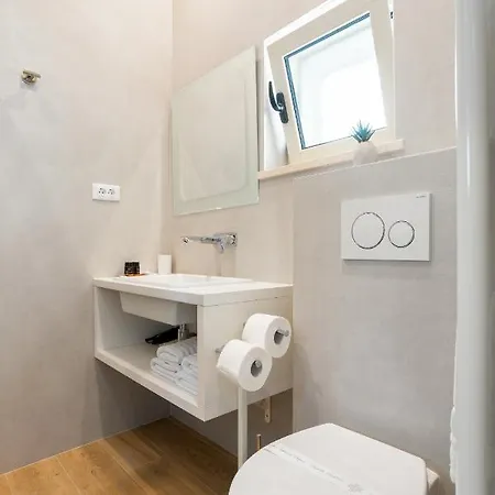 Jakic Apartment *