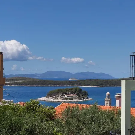 Jakic Apartment Hvar Town