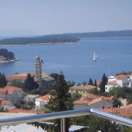 Apartment Jakic Hvar Town